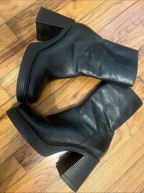 Steve Madden Black Ankle Block Heel Boots